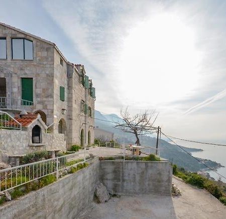 Apartments With A Parking Space Brela, Makarska - 11552 Exteriér fotografie